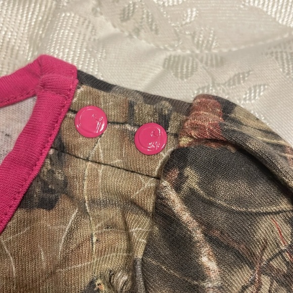 Size 3 month Carhartt Camo onesie with pink trim - Picture 3 of 9